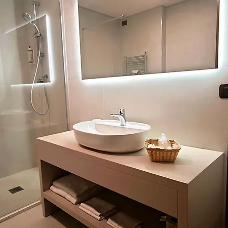 勒托瑞酒店 酒店