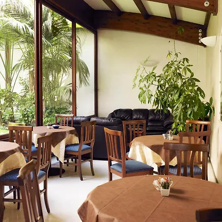 Le Torri ホテル 4*